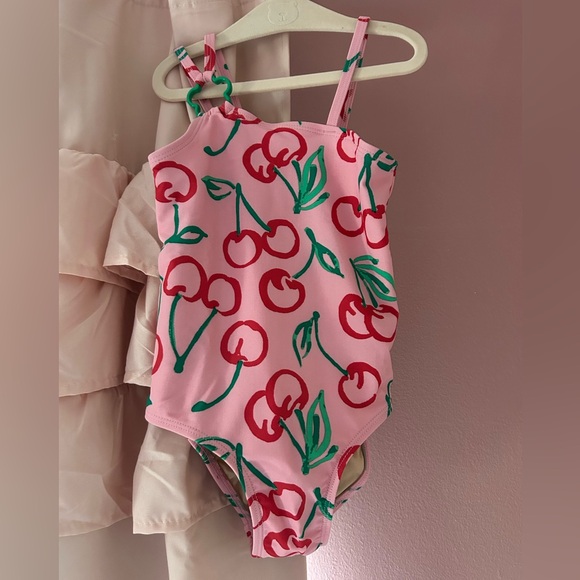 Old Navy Toddler Girl Pink Cherry Swimsuit Size 5T NWOT - Picture 1 of 4
